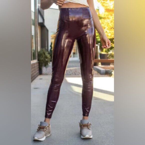 NWT New SPANX Faux Patent Leather Liquid Gloss LEGGINGS 20301R Medium - Picture 3 of 5